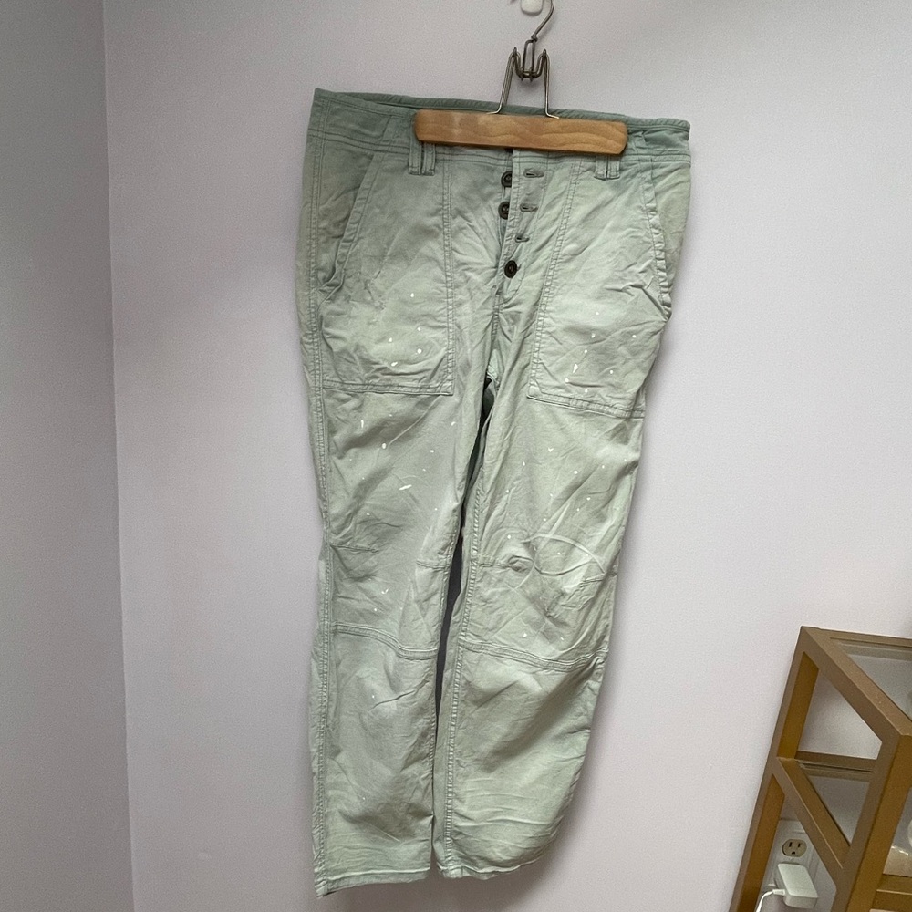 Pilcro Anthropologie The Wanderer Distressed pants size 29